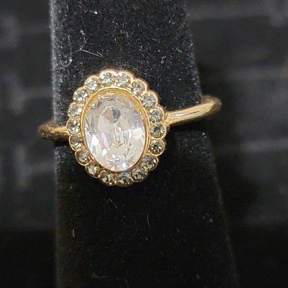 Ring - Picture 3 of 3